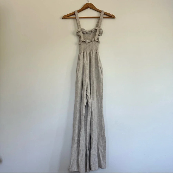 TopShop Jumpsuit wide leg open back size: 0 - Picture 2 of 4